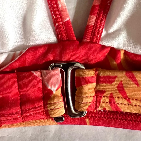Hurley Floral Bikini Set Red/Orange Multi Size Medium - Picture 6 of 15